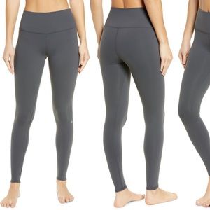 Alo airbrush leggings